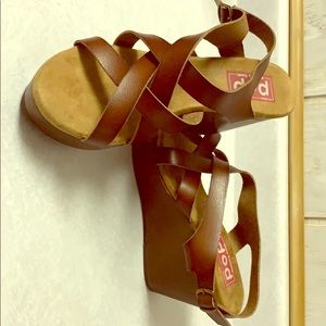 Women’s sandals
